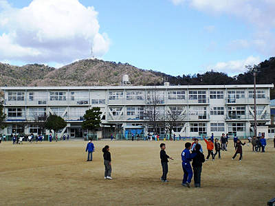 徳島市立八万小学校