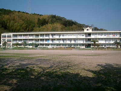 柳井市立柳井南中学校