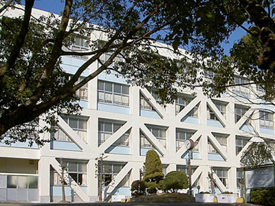 豊明市立栄中学校