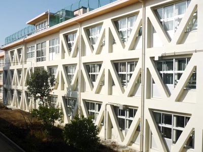 狭山市立西中学校