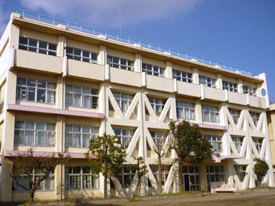 所沢市立西富小学校西校舎