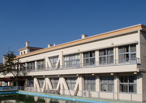 東温市立東谷小学校