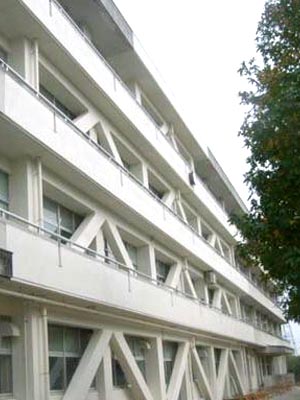 東海市立名和中学校本館