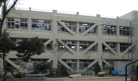 神戸市立春日野小学校