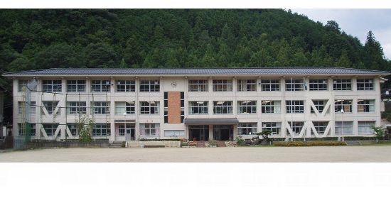 黒滝村立黒滝小学校