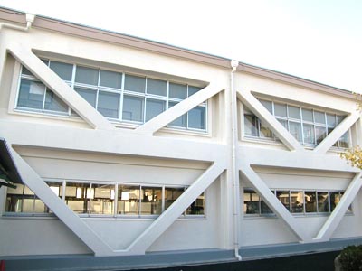 新城市立作手中学校