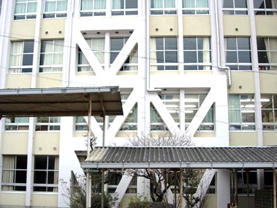 高松市立仏生山小学校北棟西