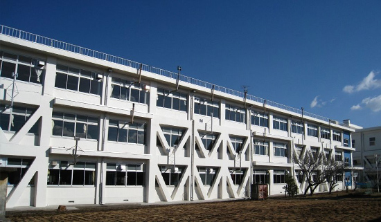 神奈川県立海洋科学高校生徒館