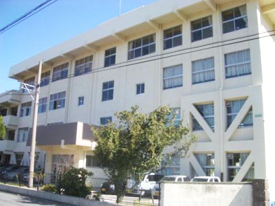 新居浜市立神郷小学校西棟