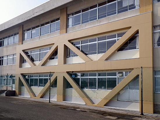 青森市立古川中学校