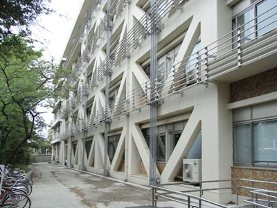 新潟大学脳研究所A棟
