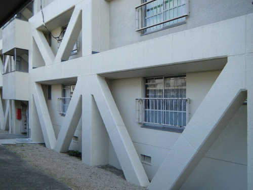 津市市営西城山3号館アパート