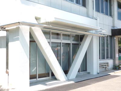 山県市伊自良中央公民館