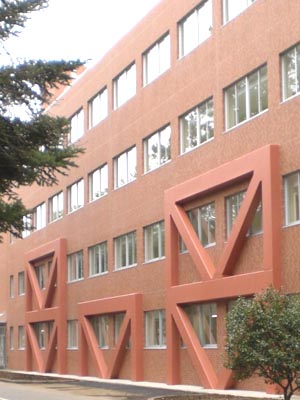 宇都宮大学(峰町)総合研究棟(農学部14号館北・南棟)
