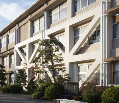 桜井市立纏向小学校001棟・002棟