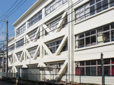 松戸市立中部小学校