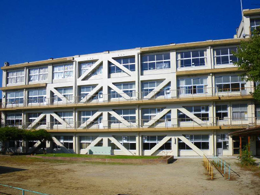 大津市立藤尾小学校