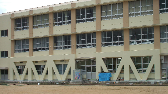 和泉市立池上小学校