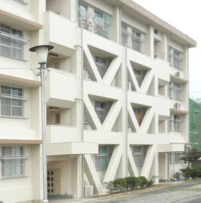 四国中央市営山田団地