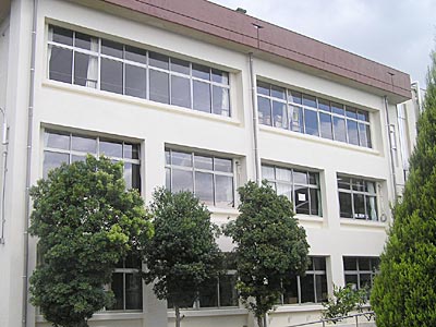 日高市立高根小学校