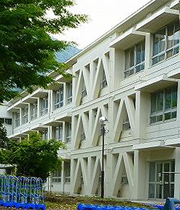 養老町立養老小学校北舎