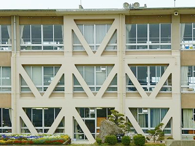 養老町立広幡小学校管理・普通教室棟