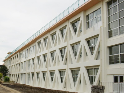狭山市立西中学校