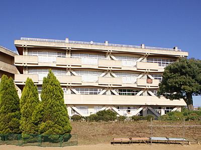 鹿嶋市立鹿野中学校