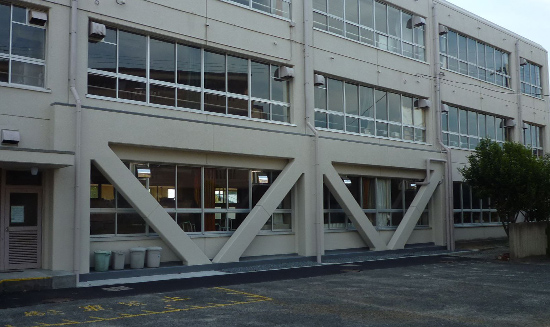 交野市立旭小学校B棟