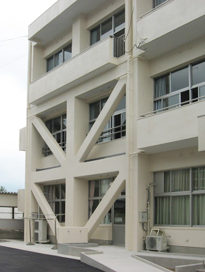 菰野町立千種小学校中校舎