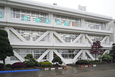 河市立下大野小学校