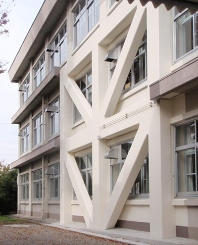春日井市立牛山小学校北館