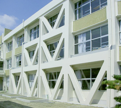 鳴門市立第一小学校普通教室棟