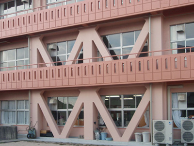 下松市立公集小学校本館棟