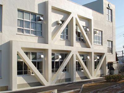 明石市立錦城中学校西・南校舎