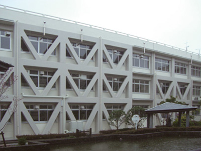 神奈川県立横須賀工業高校本館棟