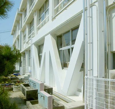 石井町立石井小学校