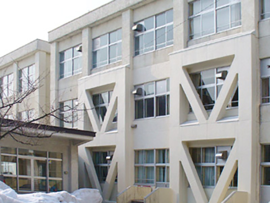 青森市立浜館小学校