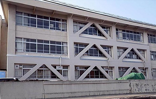 青森市立沖館小学校