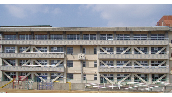 天理市立朝和小学校