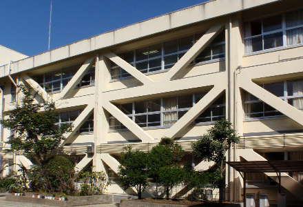 王寺町立王寺中学校