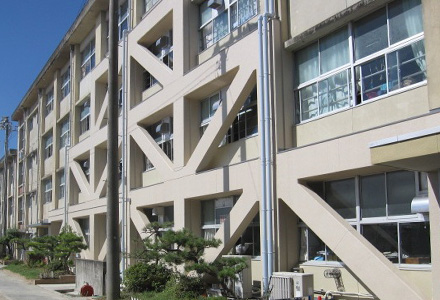 岐阜市立三里小学校