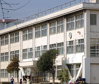 昭島市立田中小学校（校舎・体育館）