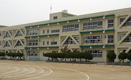 茨木市立大池小学校南棟