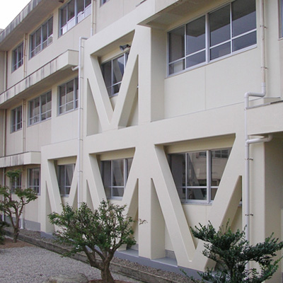島根県立津和野高等学校普通教室棟
