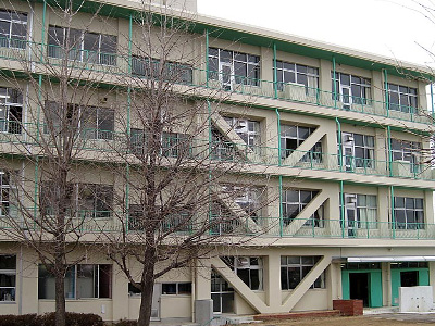 春日井市立大手小学校南館