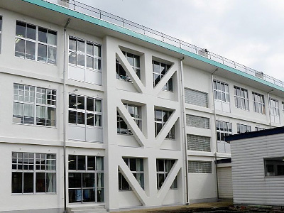 八戸市立根城小学校