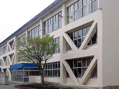 五戸町立川内中学校
