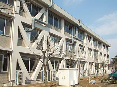 日高市立高根小学校
