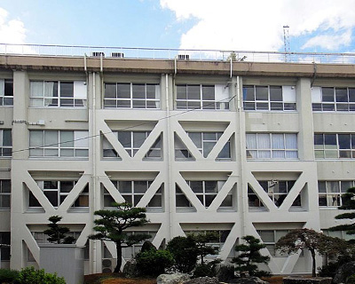 徳島県立貞光工業高校本館・建築科棟